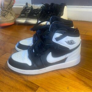 Jordan Kids Sneakers Black and White
